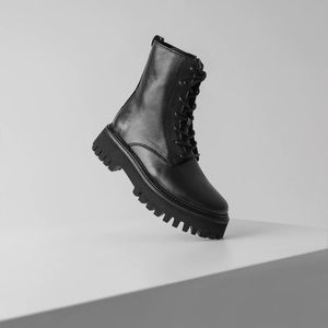 Bronx Groovy Hiking Black Boots - Leather - Size 37